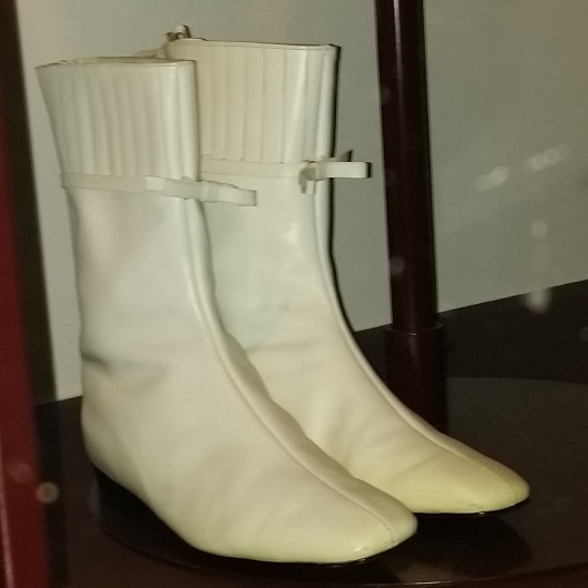 Go-go boot