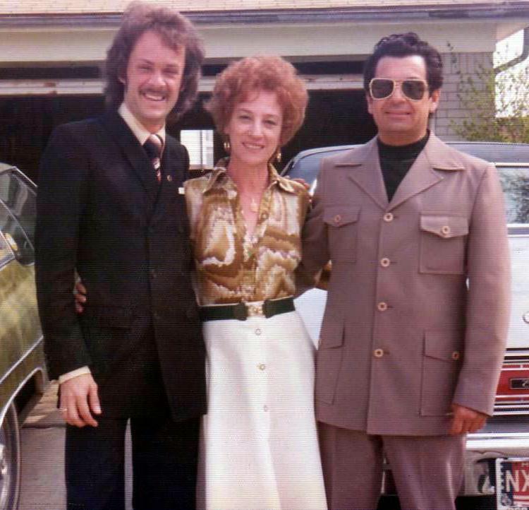 Leisure suit
