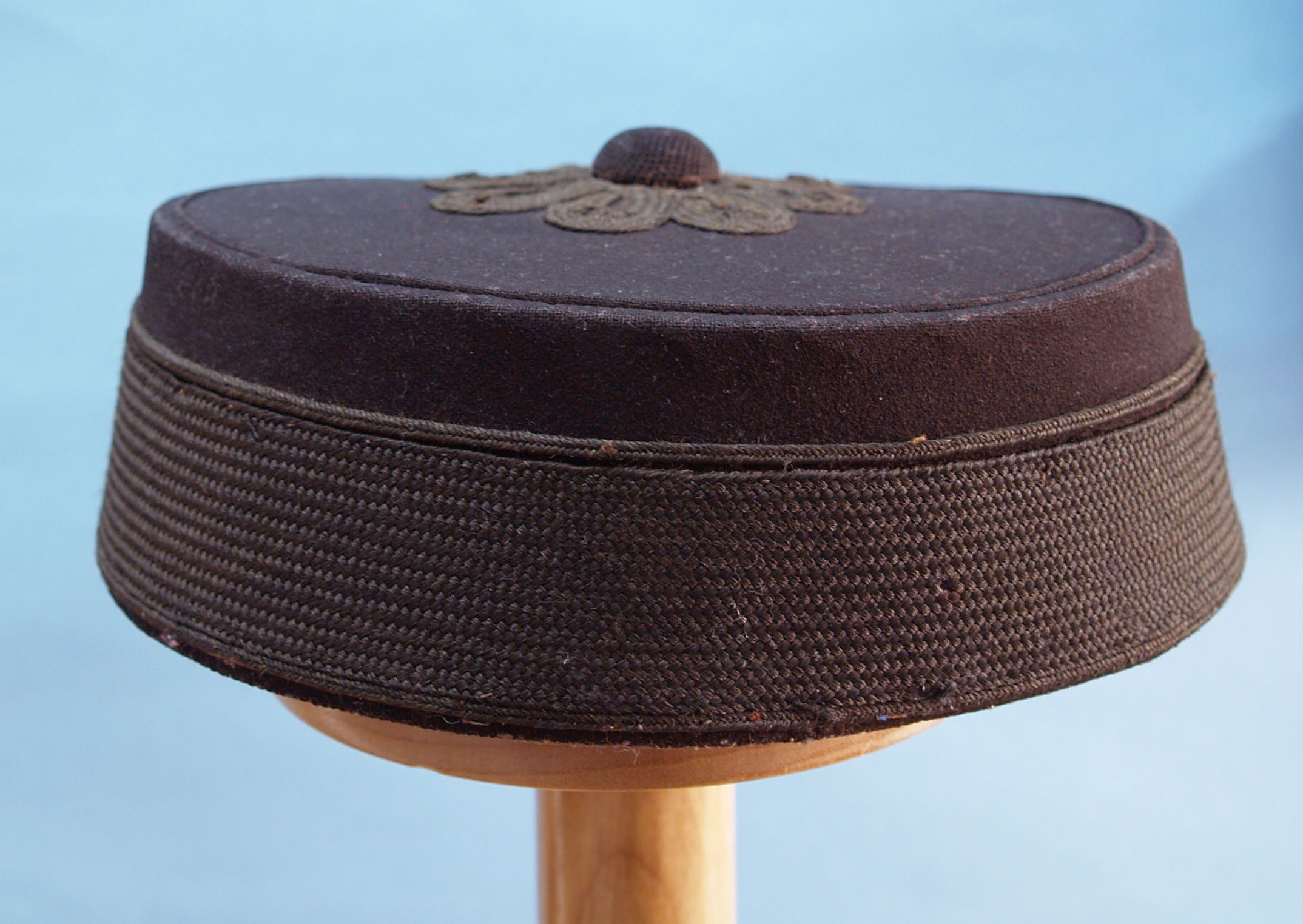 Pillbox hat